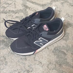 🚫SOLD New Balance Shoes